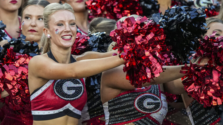 #12 - Boise State Broncos at #5 - Georgia Bulldogs