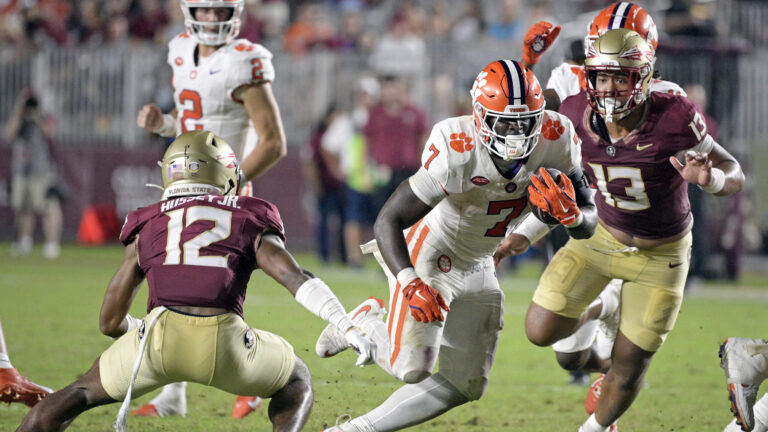 5) Clemson Tigers