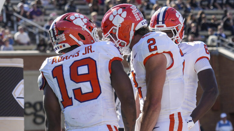 7) Clemson Tigers (6-1)