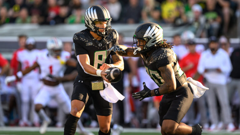 Oregon Ducks | Trend: +1