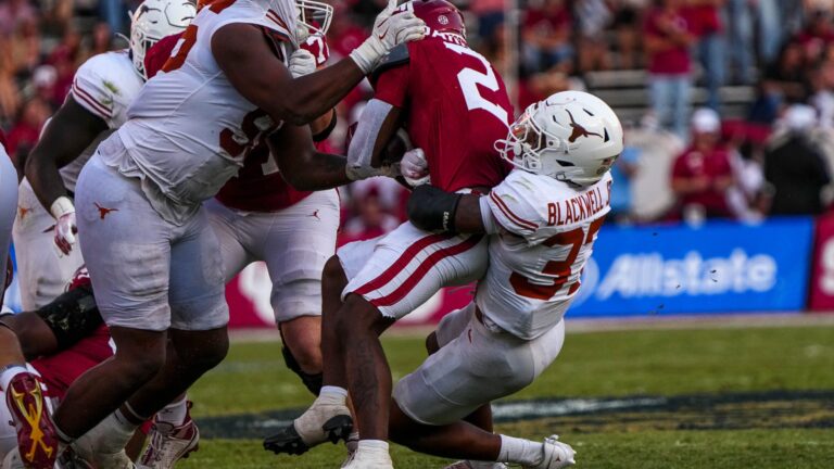 1. Texas Longhorns