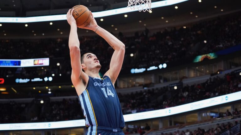 1. C Zach Edey, Memphis Grizzlies