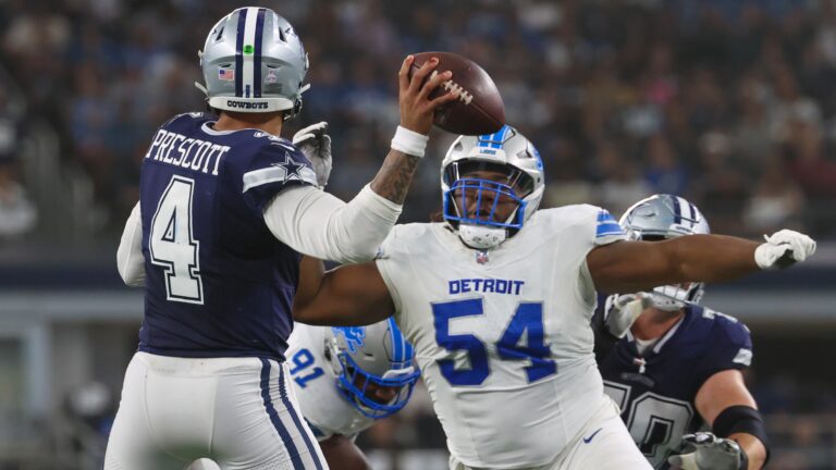 Offensive Line Shares Blame