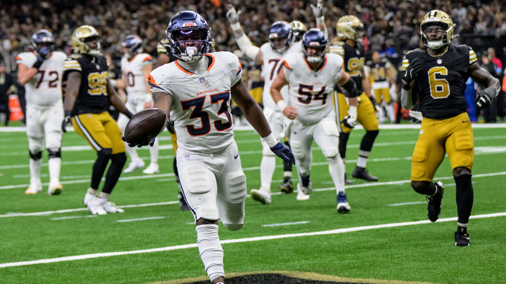 Javonte Williams Finally Found Success on the Ground