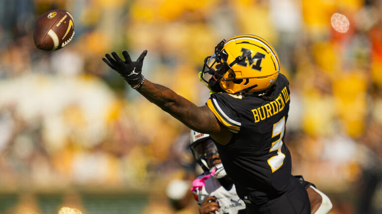 Missouri Tigers | Trend: -1