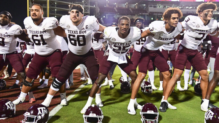 No. 8 LSU Tigers vs. No. 14 Texas A&M Aggies (-2.5)