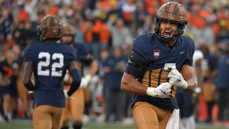 Illinois Fighting Illini | Trend: +2