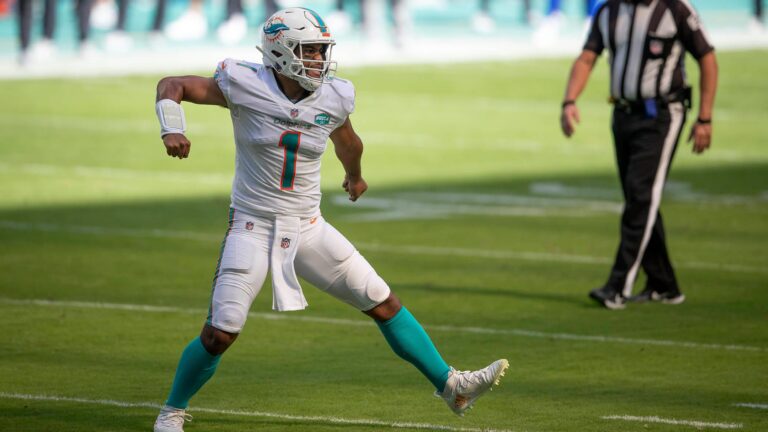 9. Tua Tagovailoa, Miami Dolphins