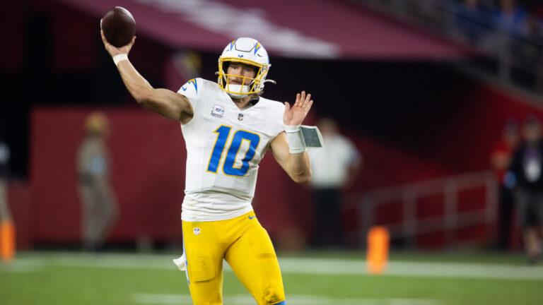 New Orleans Saints vs. Los Angeles Chargers (-7.5)