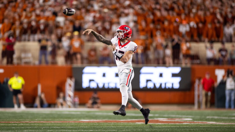 1 Seed: Georgia Bulldogs (SEC Champ)