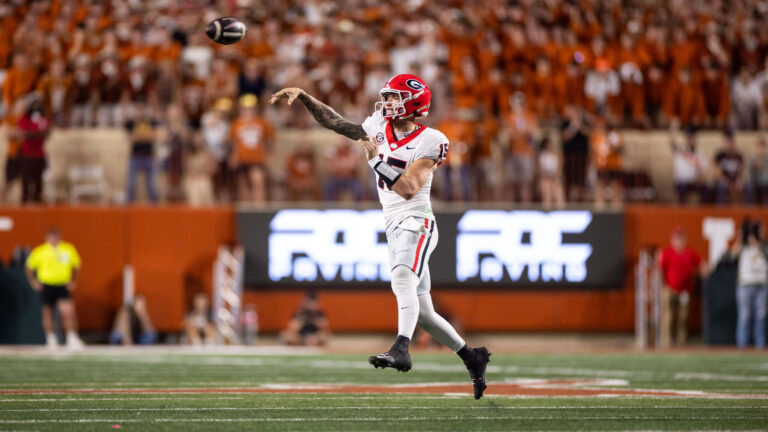 2 Seed: Georgia Bulldogs (SEC Champ)