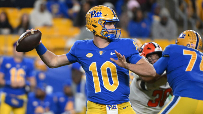 Pittsburgh Panthers | Trend: +1