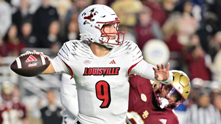 Louisville Cardinals vs. No. 11 Clemson Tigers (-10.5)