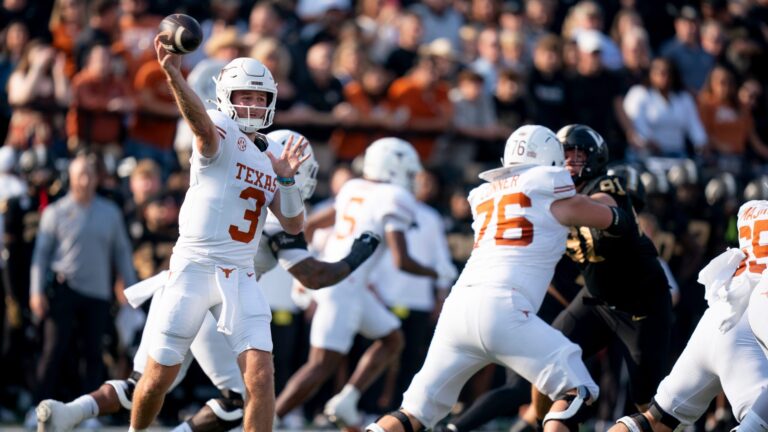 4. Texas Longhorns