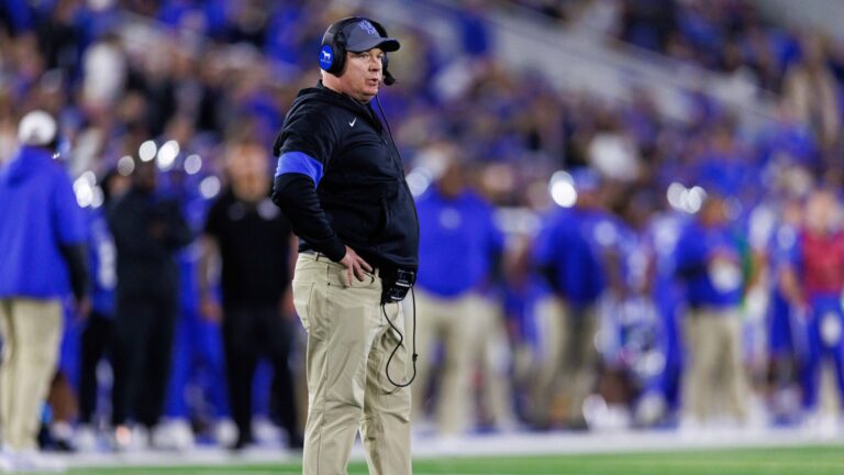 Kentucky Wildcats vs. No. 7 Tennessee Volunteers (-16.5)