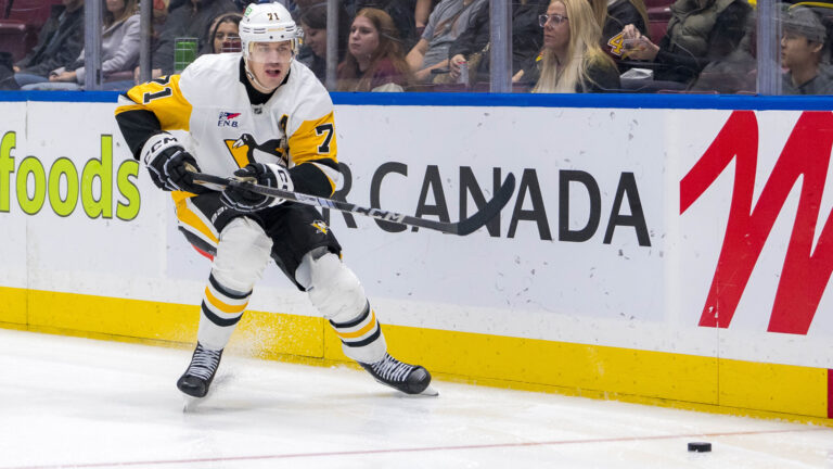 Pittsburgh Penguins: Michael Bunting - Evgeni Malkin - Rickard Rakell