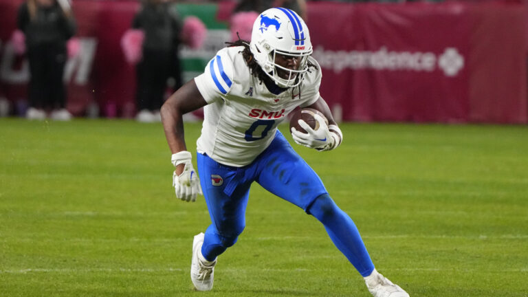 Boston College Eagles vs. No. 14 SMU Mustangs (-18.5)