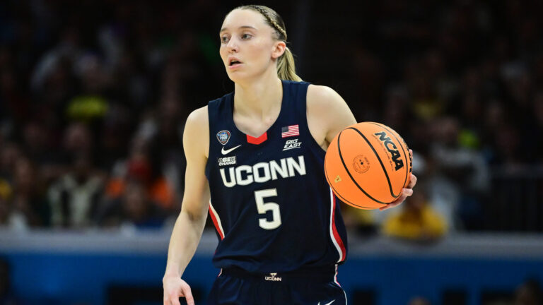 2. Paige Bueckers - G