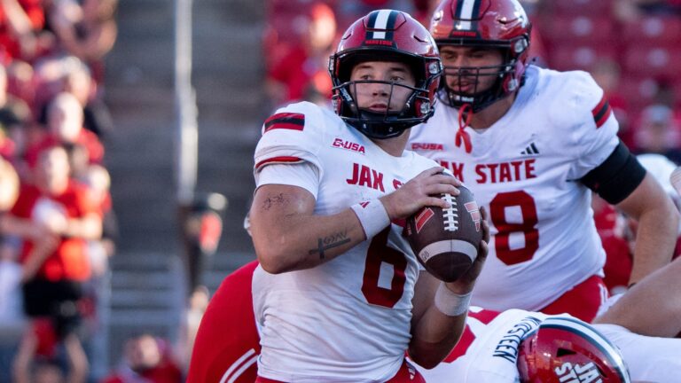 Bahamas Bowl - Jan. 4 - Jacksonville State vs. Ohio