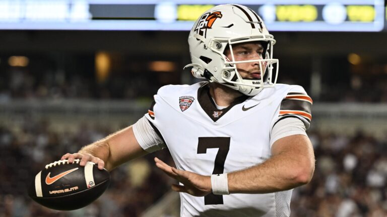68 Ventures Bowl - Dec. 26 - Bowling Green vs. Georgia Southern