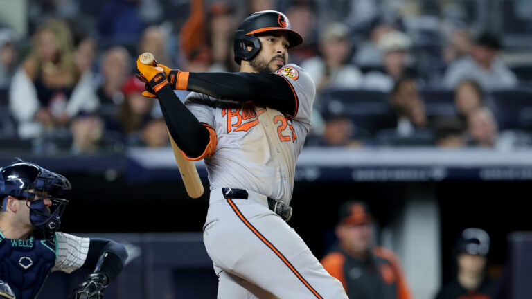 8. OF Anthony Santander