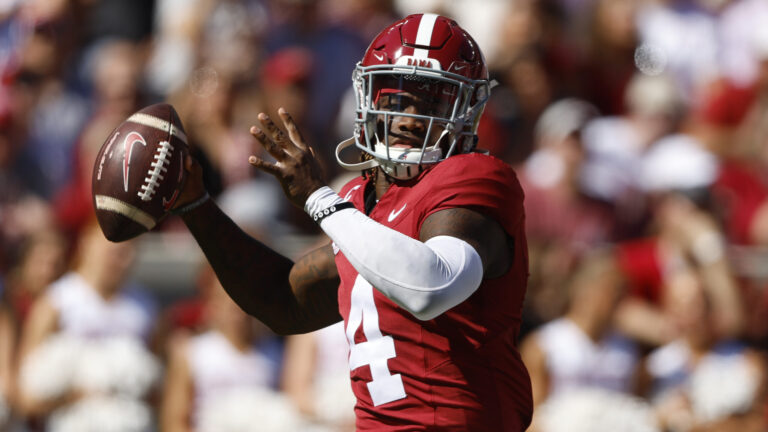 1st Round Match: No. 10 Alabama vs. No. 7 Indiana 