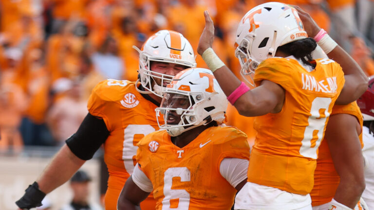 First Round: No. 10 Tennessee Volunteers vs. No. 7 Texas A&M Aggies