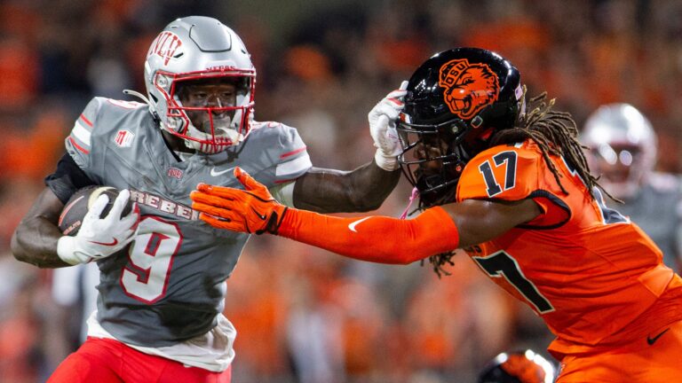 UNLV Rebels (6-2)