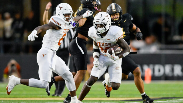 6. Texas Longhorns