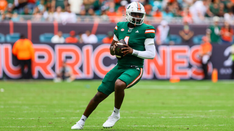 Miami Hurricanes (9-0)