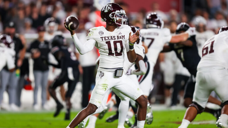 Texas A&M Aggies (7-2)