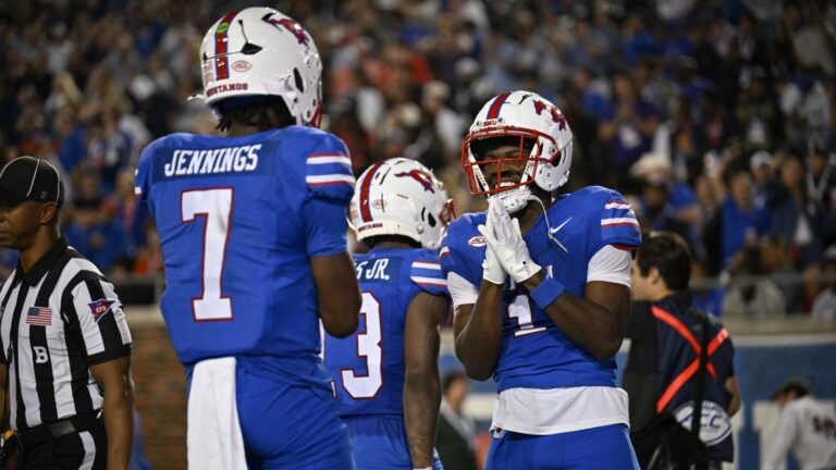 7) SMU Mustangs (8-1)