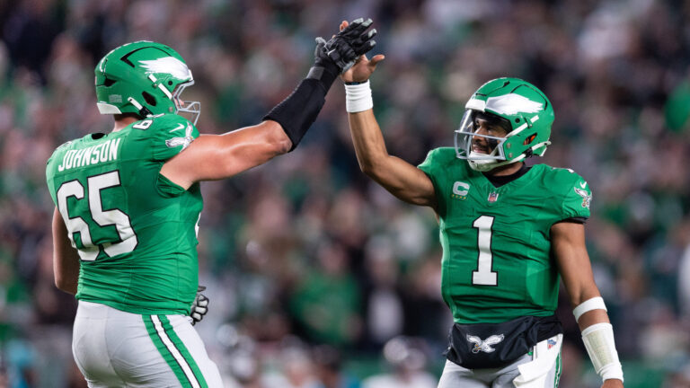Philadelphia Eagles (-7) vs. Dallas Cowboys