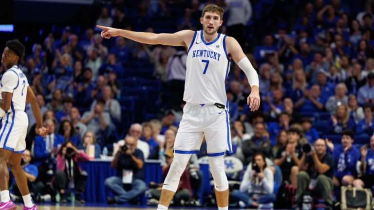 4) Starting Front Court is Impacting Early