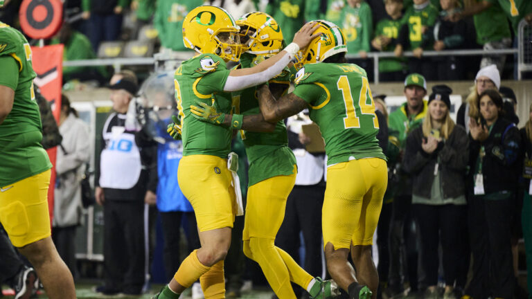 1) Oregon Ducks