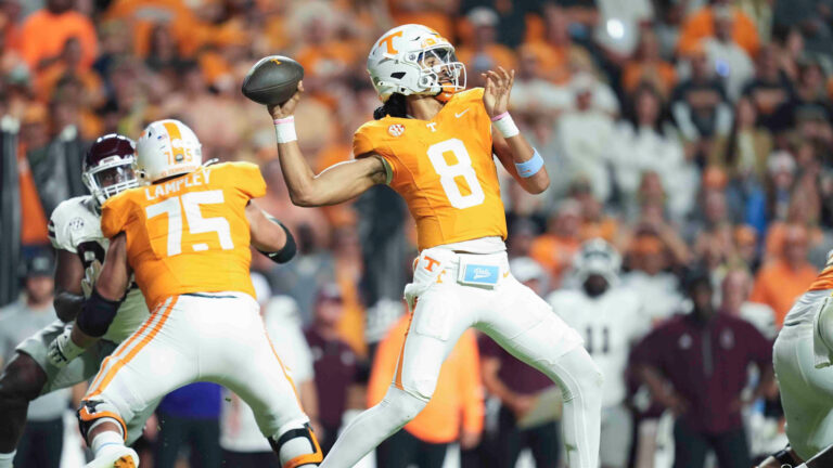 8) Tennessee Volunteers