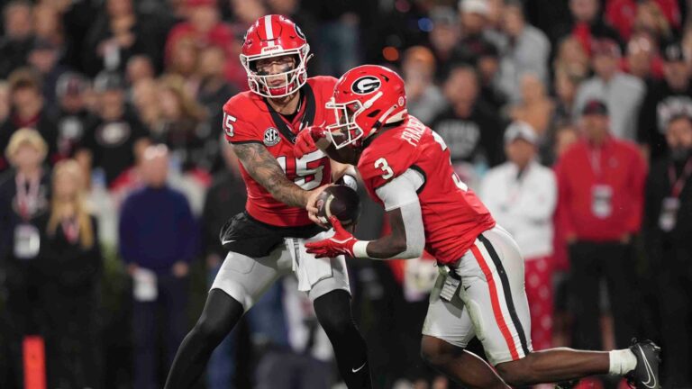 1) Georgia Bulldogs (9-2)