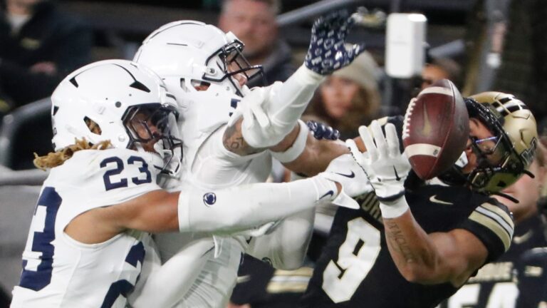 Penn State (-12.5) at Minnesota - Saturday at 3:30
