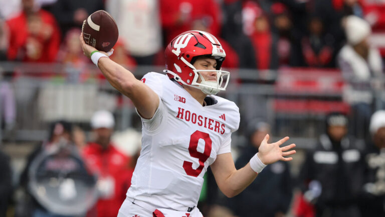 Indiana Hoosiers | Trend: -5