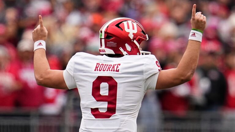 Purdue Boilermakers vs No. 10 Indiana Hoosiers (-29.5)