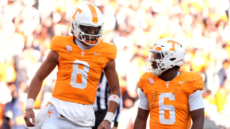 8) Tennessee Volunteers