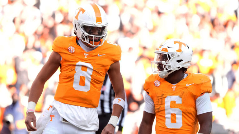 8) Tennessee Volunteers