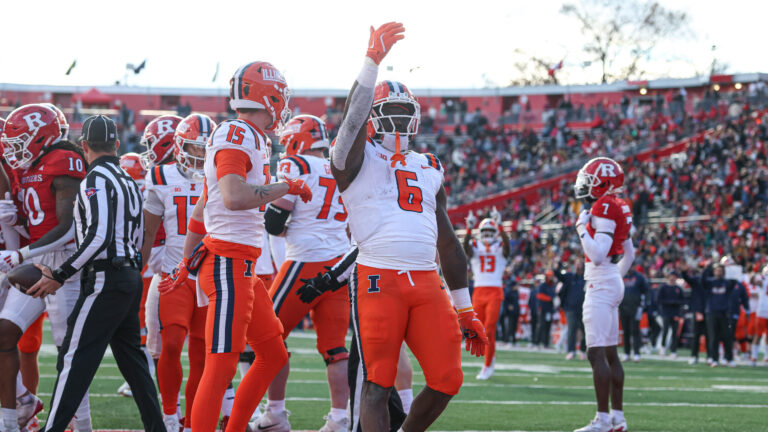 8) Illinois Fighting Illini (8-3)