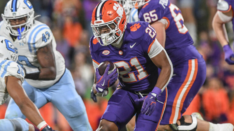 12. Clemson Tigers 9-2