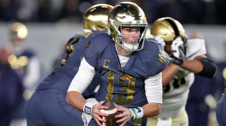 5. Notre Dame Fighting Irish 10-1
