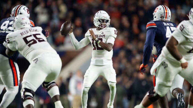 Texas A&M Aggies | Trend: -5