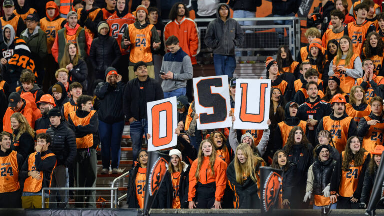 Oregon State Beavers vs No. 11 Boise State Broncos (-18.5)
