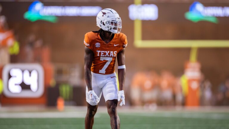 3) Texas Longhorns