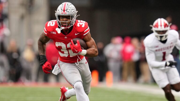3) Strong Showing From Running Back Duo