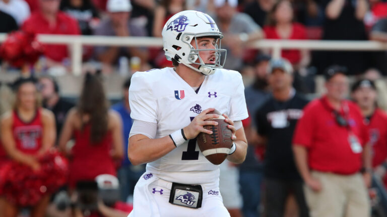 9) QB Maverick McIvor, Abilene Christian